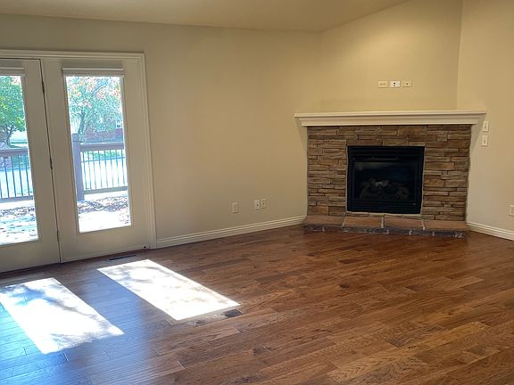 4th image of 786 E Ozark Jubilee Dr