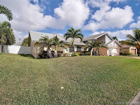 2nd image of 7199 NW 49th Ct