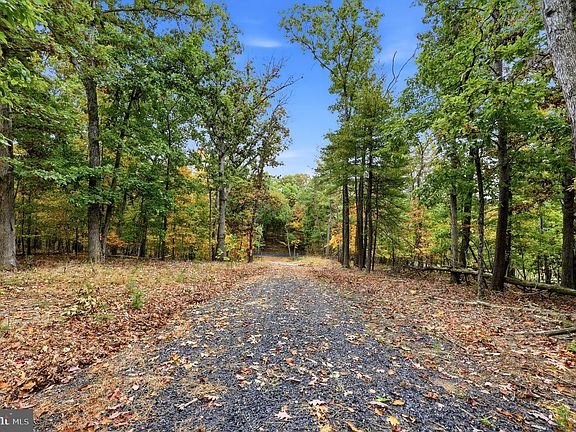 5th image of Dunham Dr