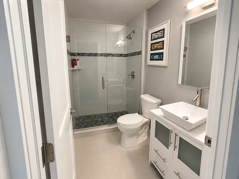Upstairs Bathroom