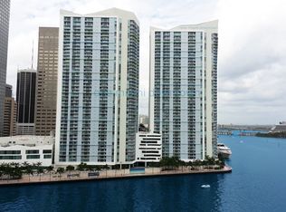 325 Biscayne Blvd, Miami, FL 33137
