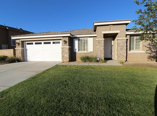 39418 Oxford Rd, Palmdale, CA 93551