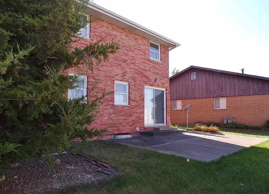2205 West Westport Road - A — Photo 3
