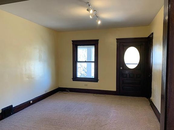 5th image of 4501 Bucyrus Ave #Up
