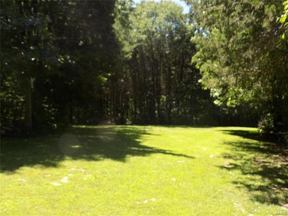 5th image of 461 Brookfield Dr