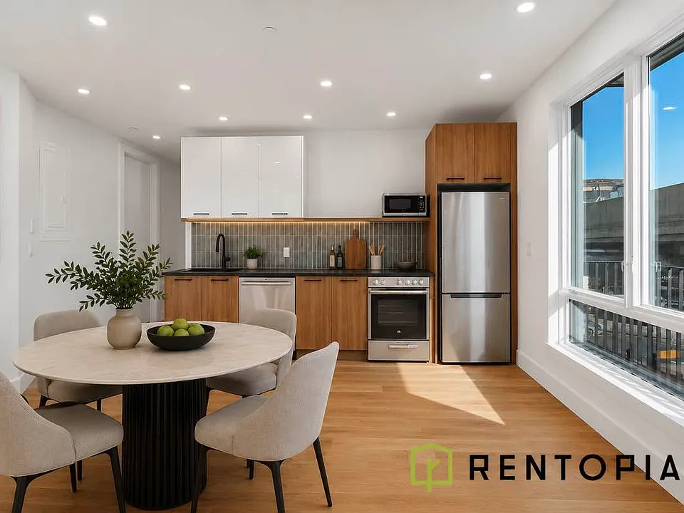 49 Borinquen Pl #2B