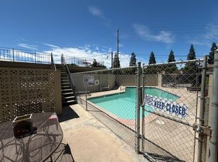 218 College Ave, Modesto, CA 95350