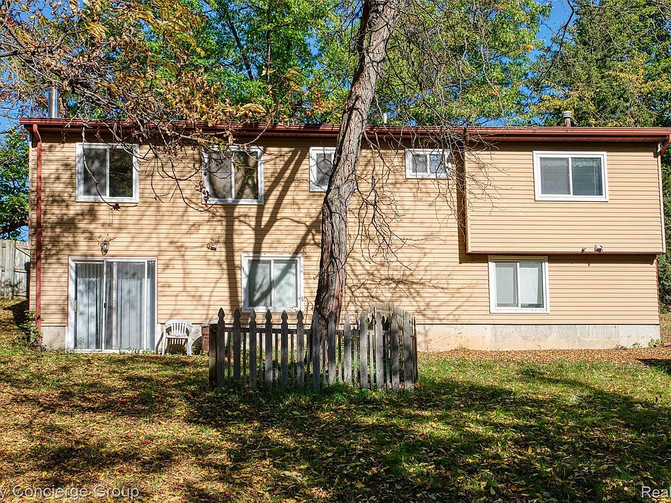 305 Brighton Lake Rd, photo 24