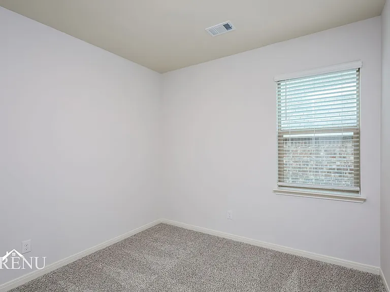 180 Ridgeland Oak Dr — Photo 22