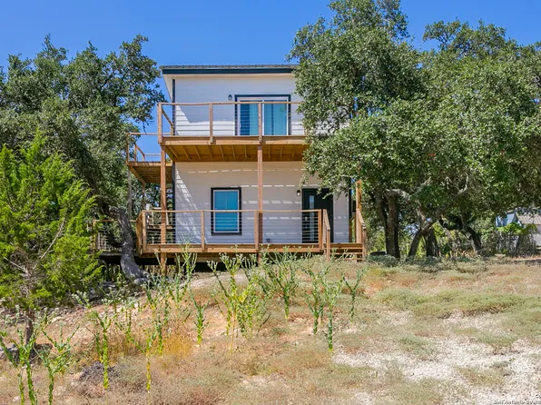 130 Forest Mist, Canyon Lake, TX 78133