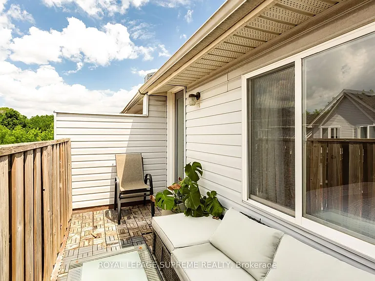 16 Lightbourn Ave — Photo 39