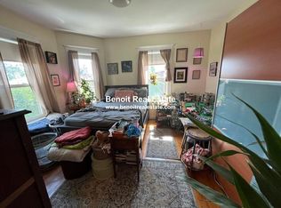 656 Washington St #1L, Boston, MA 02111
