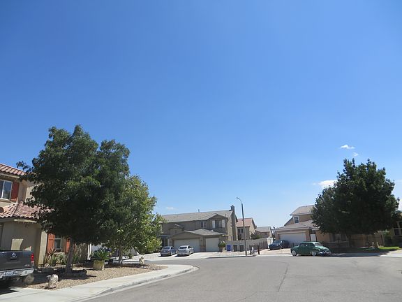 3rd image of 12372 Ganesta Ct