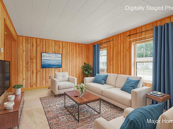 5th image of 789 Bungalow St SW
