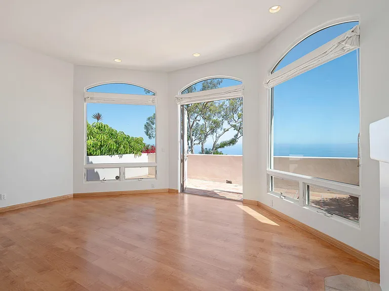 1643 La Vista Del Oceano — Photo 9