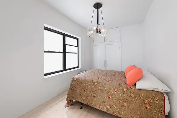 Rented by Compass | media 12