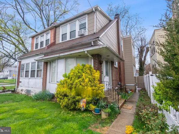 7512 Watson St, Philadelphia, PA 19111