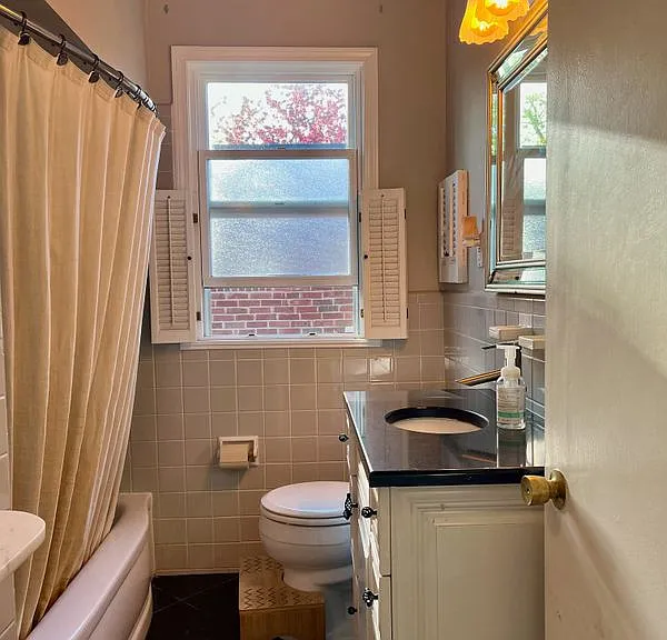1150 Anita Ave — Photo 4