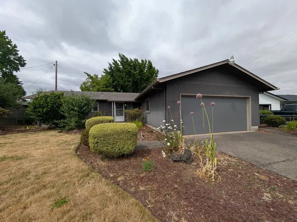 3338 Gardenia Way, Eugene, OR 97404