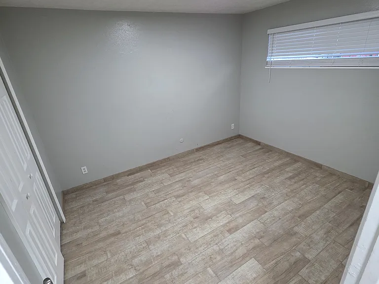 437 Indiana St SE #2 — Photo 4