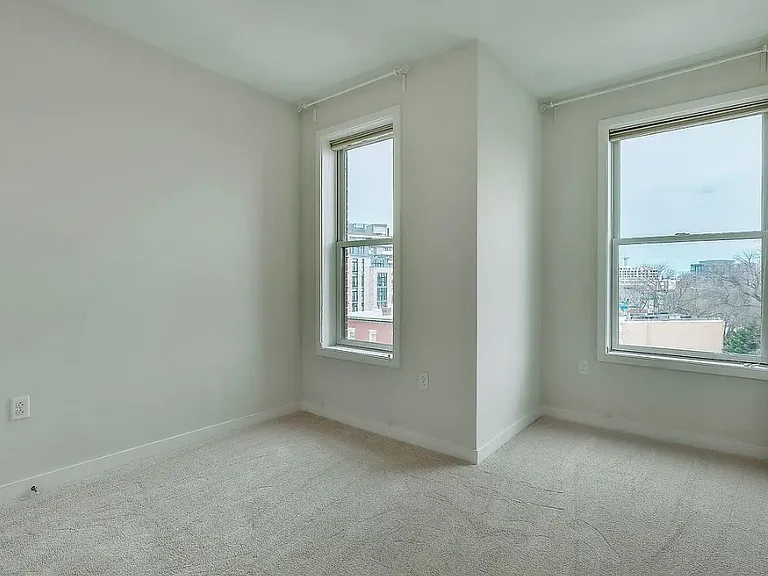 1350 Maryland Ave NE #401 — Photo 14