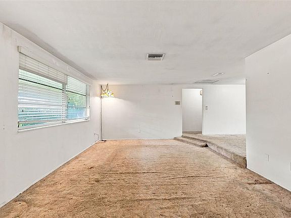 5th image of 5905 LANATE AVENUE