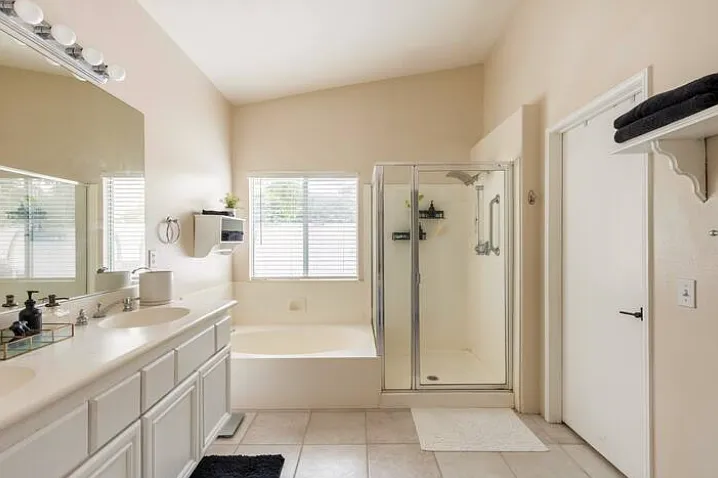 40685 Cabana Ct — Photo 12