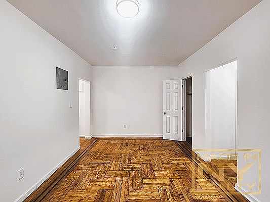 5th image of 61-40 Saunders St APT D6