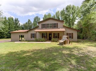 14071 Burton Rd, Olive Branch, MS 38654