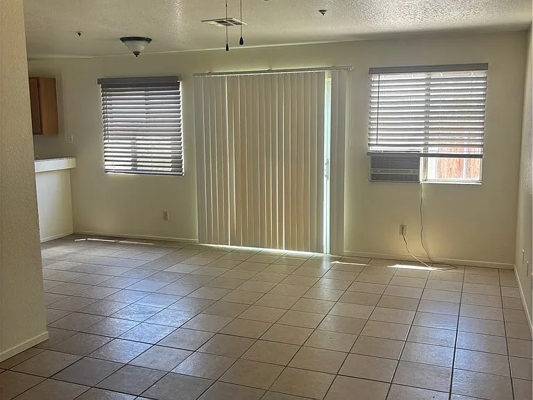 13685 Ocotillo Rd — Photo 8