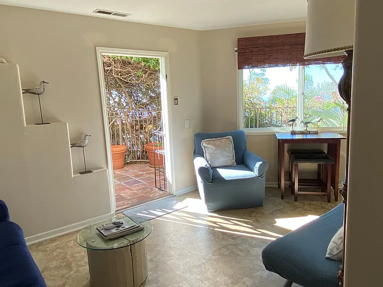 2518 Encina Way #B — Photo 16