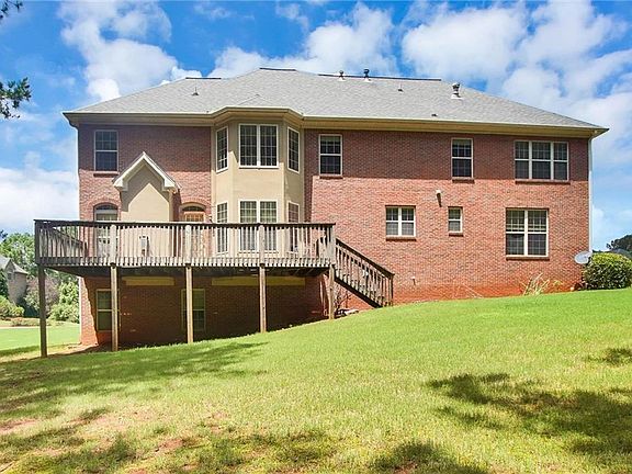 2nd image of 1805 Regents Way