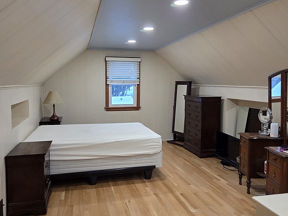 Upstairs Bedroom
