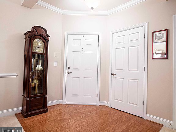 4th image of 1819 Selvin Dr Unit 303