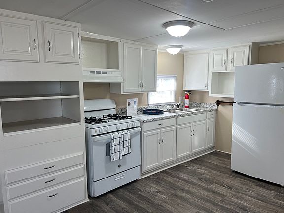 4th image of 3232 S Clifton Ave Lot 155