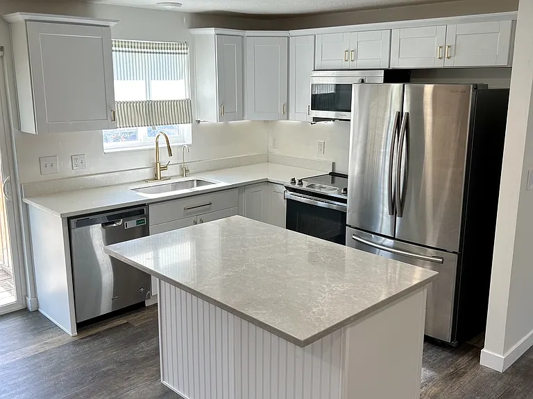 N 1000 W — Photo 2