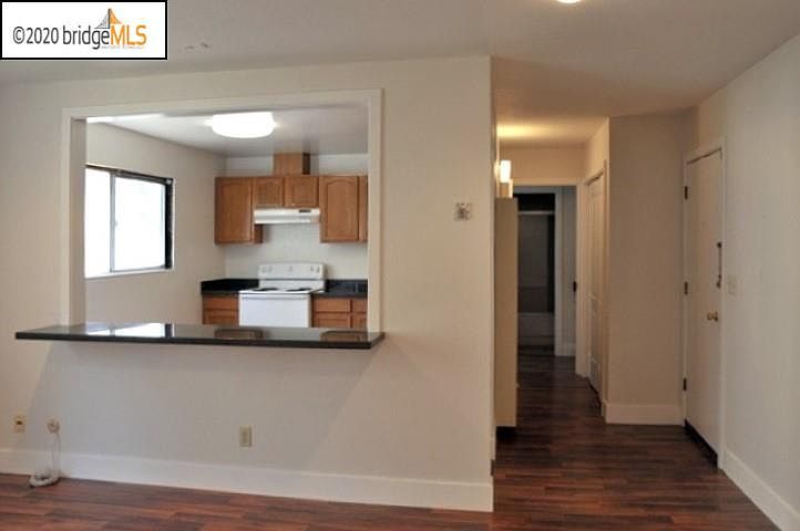 2nd image of 414 Fairmount Ave APT 202