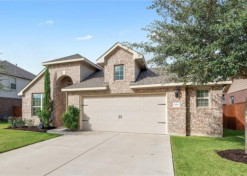 1st image of 124 Lake Whitney Ct
