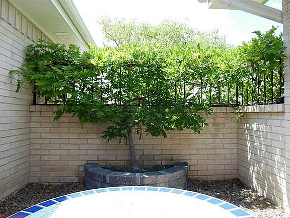 5th image of 720 Dorsey Dr