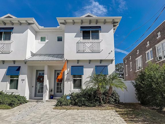 2nd image of 208 S Moody Ave #2