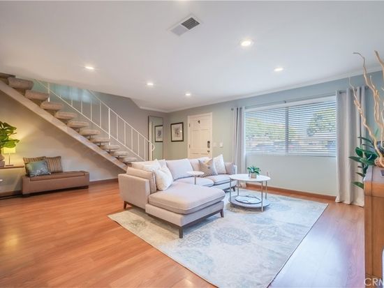 630 S Knott Ave APT 14, Anaheim, CA 92804