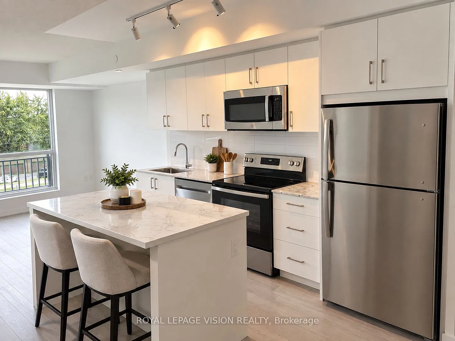 2 bed, $2,550 — Photo 2