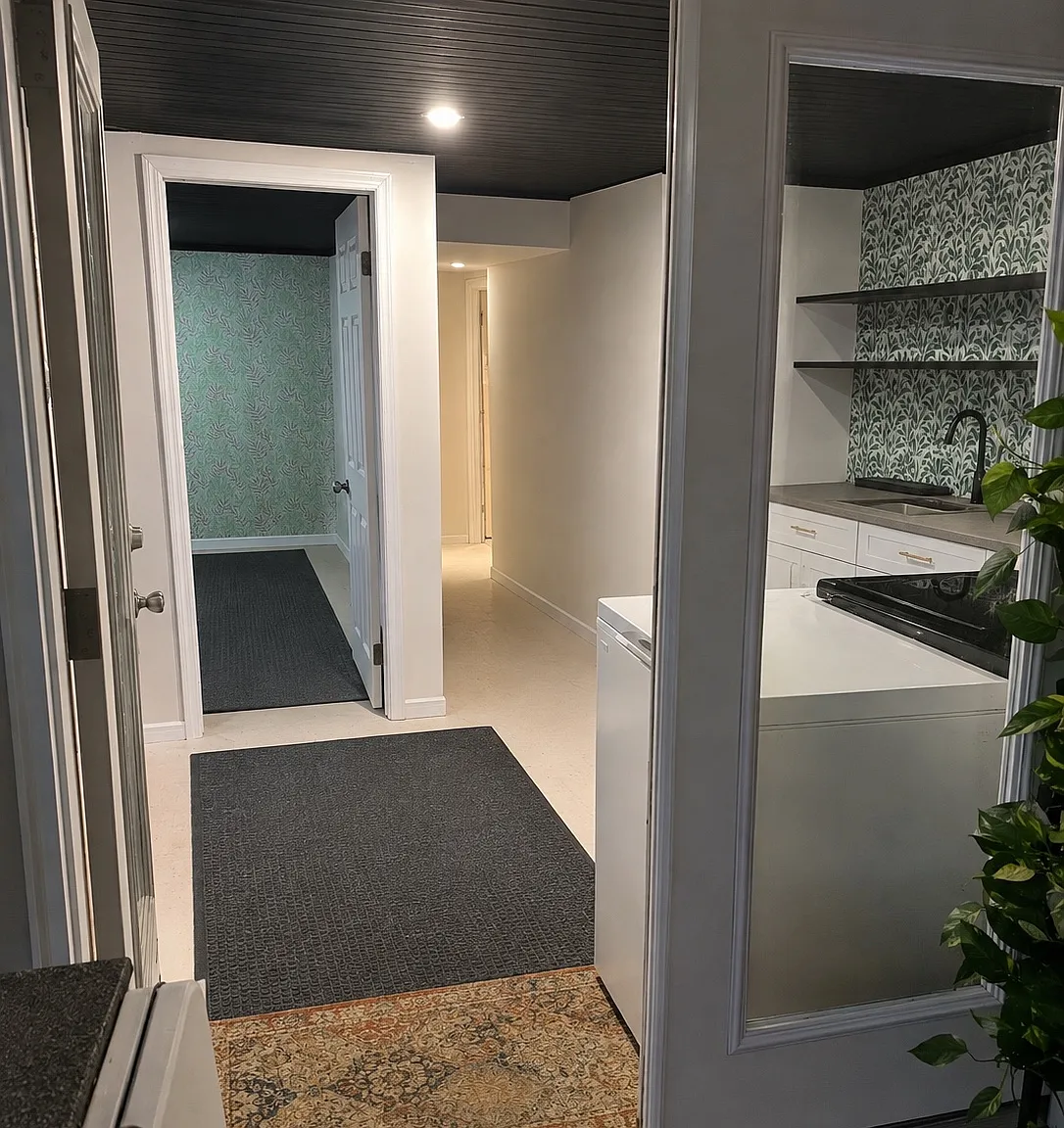 2 bed, 1200 sqft, $1,000 — Photo 1