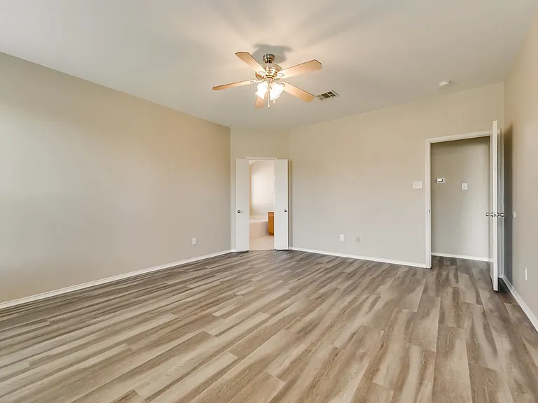 320 Tripp Trl — Photo 16