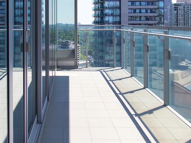 55 Scollard St S #2203 — Photo 6