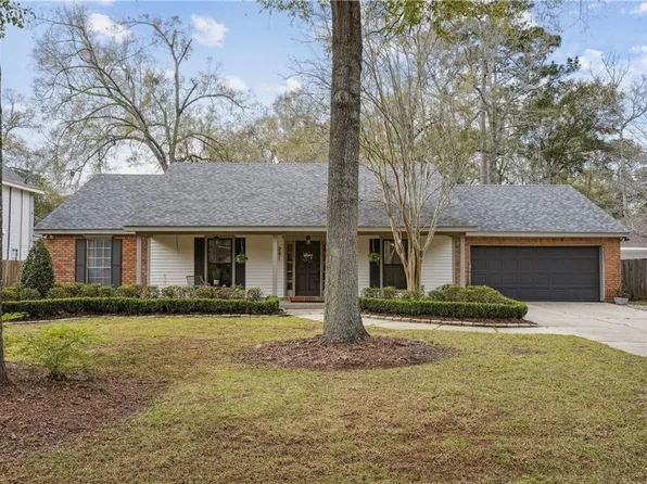 241 Richland Dr E, Mandeville, LA 70448