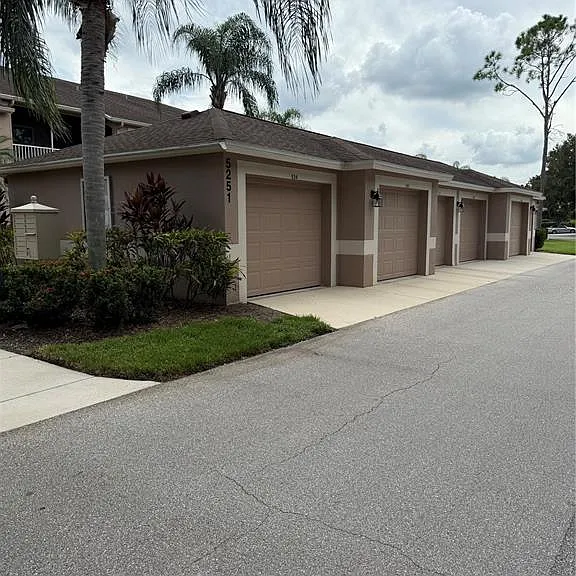 5251 Mahogany Run Ave #524 — Photo 4
