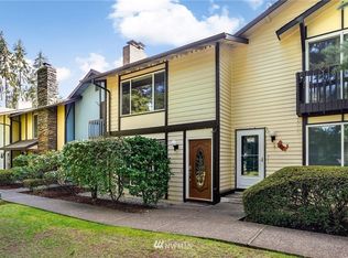 1717 150th Ave SE #6, Bellevue, WA 98007