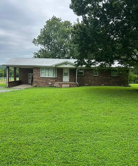 430 Anthony Rd — Photo 1