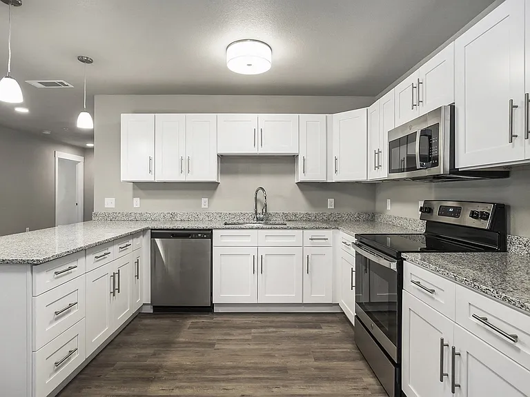 Stillwater Crossing Apartments — Photo 61